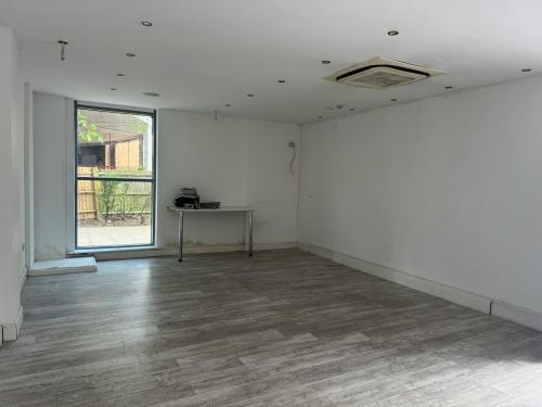 4 Wilmington Close, Watford, WD18