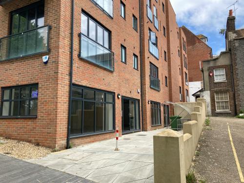 Unit 3 Kemptown House, 33 Mighell Street, Brighton, BN2