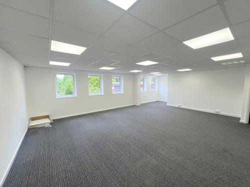 Units 23/24 & 25, Lawson Hunt Industrial Park, Broadbridge Heath, Horsham, RH12