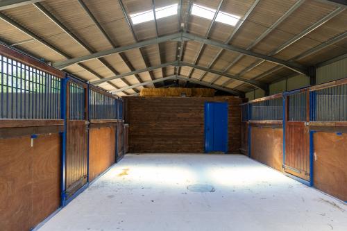 Baynards Park Estate, Cox Green Lane, Rudgwick, Horsham, RH12