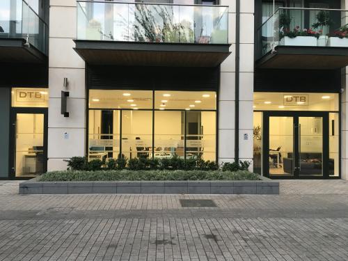 Unit B Distillery Wharf, Chancellor's Road, Hammersmith, London, W6