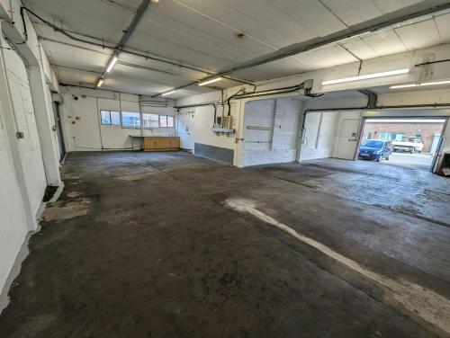 10-14 Cherry Street, Woking, GU21
