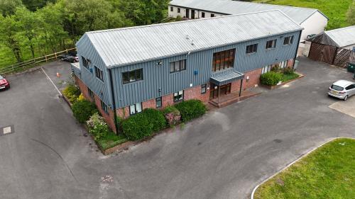 Unit 5B Tanners Court, Tanners Lane, Shootash, Romsey, SO51