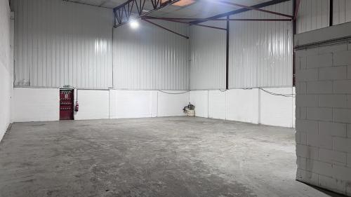 Unit 8, Buzzard Creek Industrial Estate, River Road, Barking, IG11