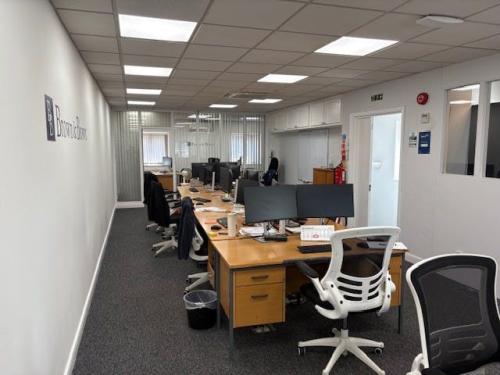 11 Regent Gate, 83 High Street, Waltham Cross, EN8