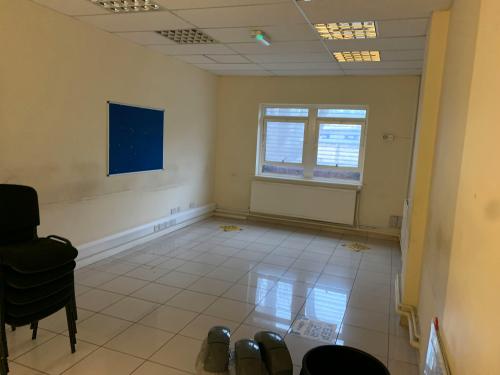 Unit B5 & B6 Redlands, Ullswater Industrial Estate, Ullswater Crescent, Coulsdon, CR5