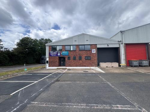 unit 17&21, Ashford Industrial Estate, Shield Drive, Ashford, TW15