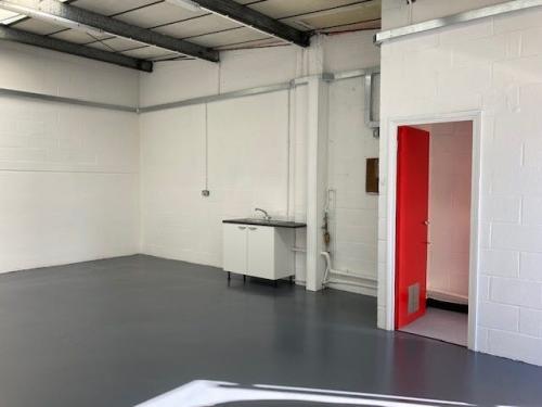 Unit 12, Rabans Lane Industrial Estate, Bessemer Crescent, Aylesbury, HP19