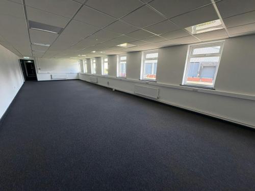 Unit 9&10, B4 Heywood Distribution Park, Heywood, OL10