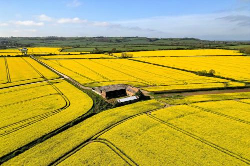 Lot 2 Hammonds House & Waylands Farm, Northend Road, Fenny Compton, Southam, CV47