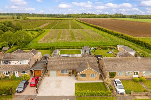 Field View, Willow Lane, Dunston, Lincoln, LN4