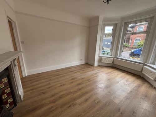 32 St. Catherines Road, Southampton, SO18