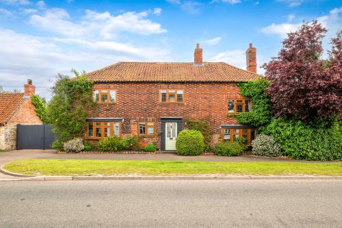 Rose Cottage, 40 High Street, Brant Broughton, Lincoln, LN5