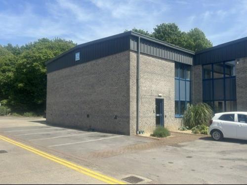 Unit 12 Westpoint, Bumpers Farm Industrial Estate, Vincients Road, Chippenham, SN14