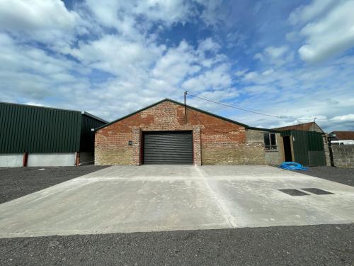 Unit 10 Harlesford Farm, Tetsworth, OX9