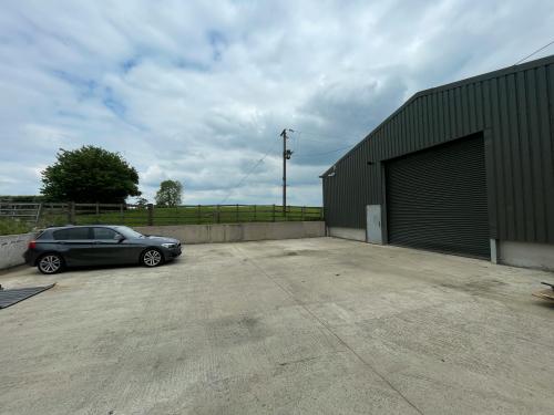 Unit 1 Berryfield Farm, Wotton Underwood, Aylesbury, HP18