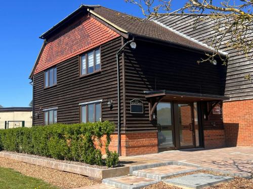 1 Grain Barn, Ashridgewood Business Park, Warren House Road, Wokingham, RG40