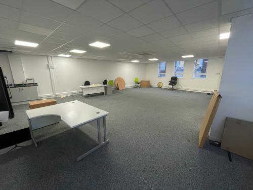 3C Saxon Square, Christchurch, BH23