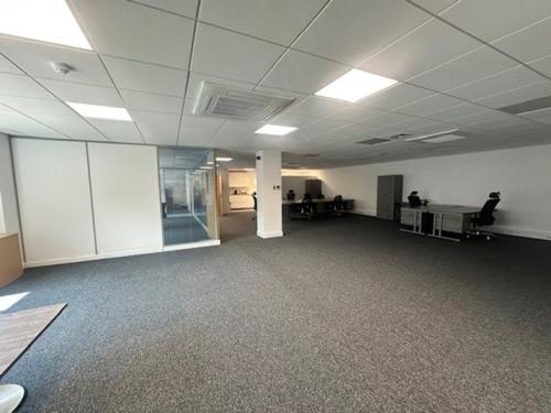 8-10 Airfield Road, Christchurch, BH23