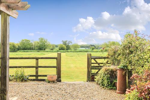 Twin Barn Farm, Ketteringham Lane, Hethersett, Norwich, NR9