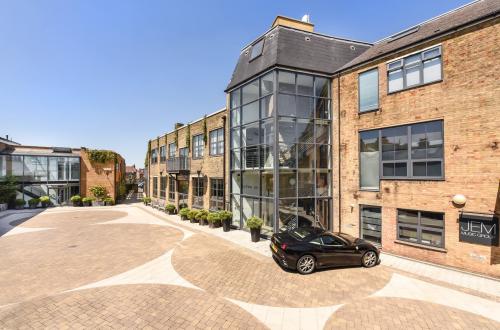 Studio 3 The Courtyard, 100 Villers Road, Willesden, London, NW2