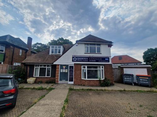 84 Northern Road, Cosham, Portsmouth, PO6