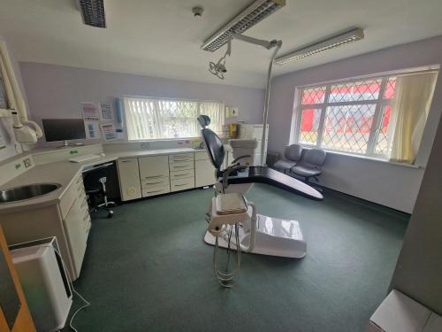 84 Northern Road, Cosham, Portsmouth, PO6