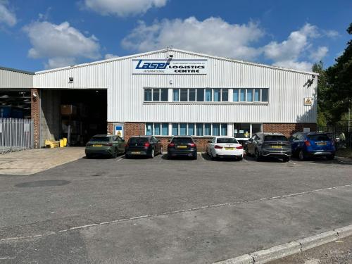 Unit 13, Hawksworth Industrial Estate, Newcombe Drive, Swindon, SN2