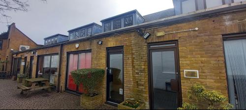 Unit C The Mews, Putney Common, Putney, London, SW15