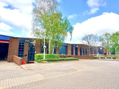 6 & 7 The Acre Estate, Wildmere Industrial Estate, Wates Way, Banbury, OX16