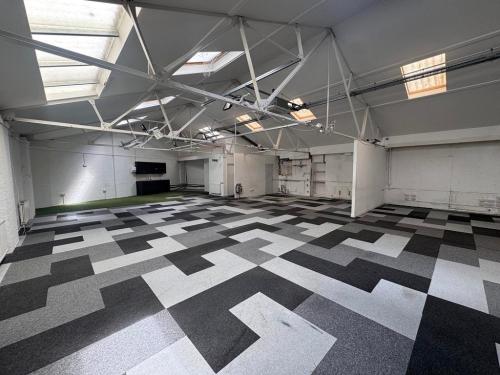 G5 Grove Park Studios, 188-192 Sutton Court Road, Chiswick, London, W4