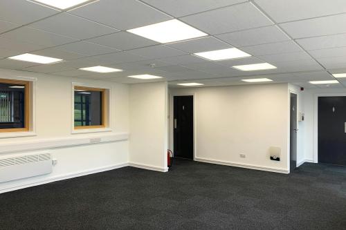 Unit 8/9, Brucefield Industry Park, Brewster Square, Livingston, EH54