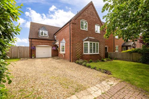 19 Trent Port Road, Marton, Gainsborough, DN21