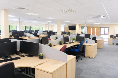 Unit 6 Kingfisher Park, Headlands Business Park, Blashford, Ringwood, BH24