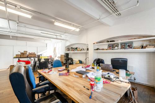 2.08 Hoxton Street Studios, 12-18 Hoxton Street, Shoreditch, London, N1