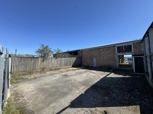Unit B12, Thorpe Industrial Estate, Crabtree Road, Egham, TW20