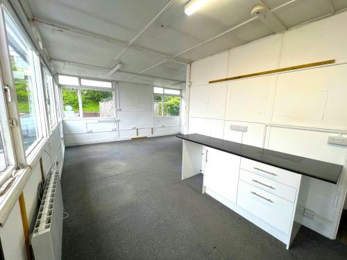 Unit 8, Mulberry Trading Estate, Foundry Lane, Horsham, RH13
