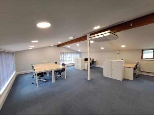 1 The Oaks, Mill Farm Courtyard, Beachampton, Milton Keynes, MK19