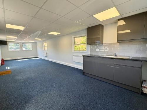 Portacabin Office, Shepperton Marina, Felix Lane, Shepperton, TW17