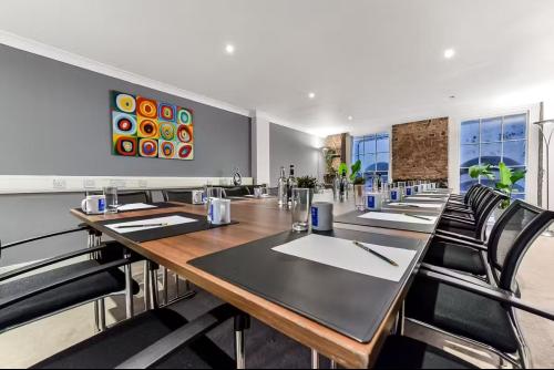 Adam House Offices, The Strand, Embankment, London, WC2N