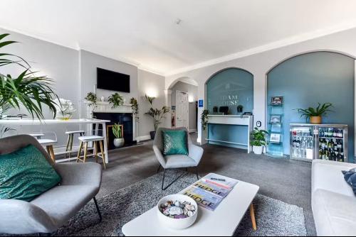 Adam House Offices, The Strand, Embankment, London, WC2N