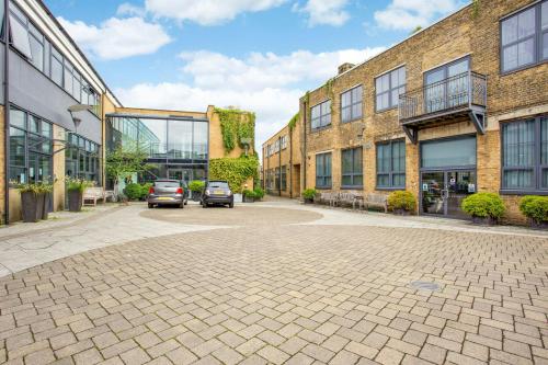 Studio 3 The Courtyard, 100 Villiers Road, Willesden, London, NW2
