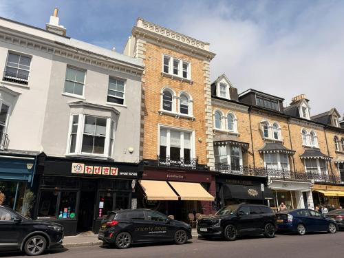 119 Church Road, Hove, BN3