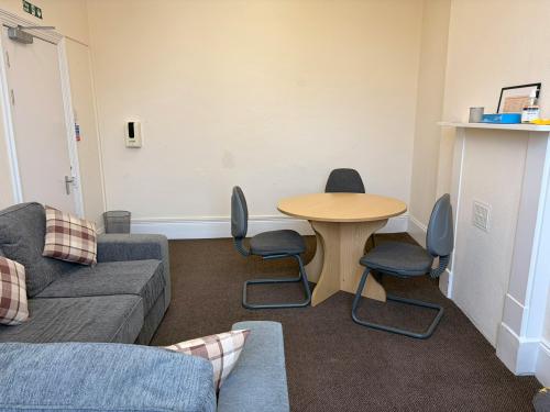 119 Church Road, Hove, BN3