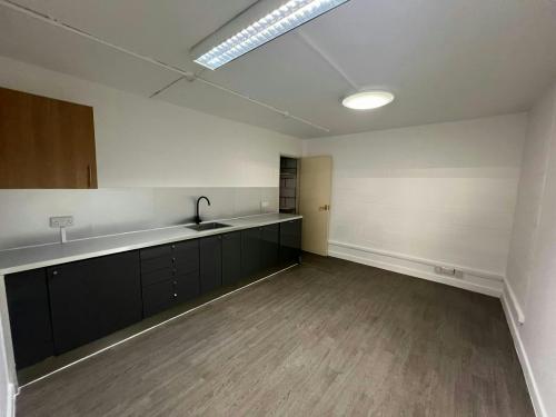 77B King Henrys Road, Primrose Hill, London, NW3