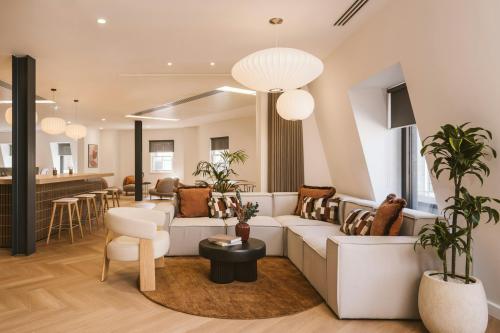 8 Bloomsbury Street, Bloomsbury, London, WC1B