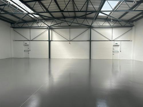 Unit 12, Bilton Industrial Estate, Bracknell, RG12