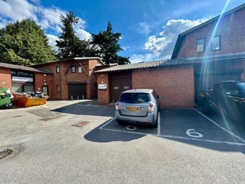 Unit 6, Langley Business Court, Worlds End, Beedon, Newbury, RG20