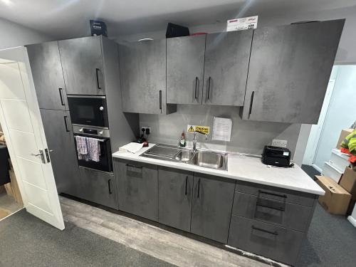 Unit 1, Mill Hill Industrial Estate, Quarry Lane, Enderby, Leicester, LE19