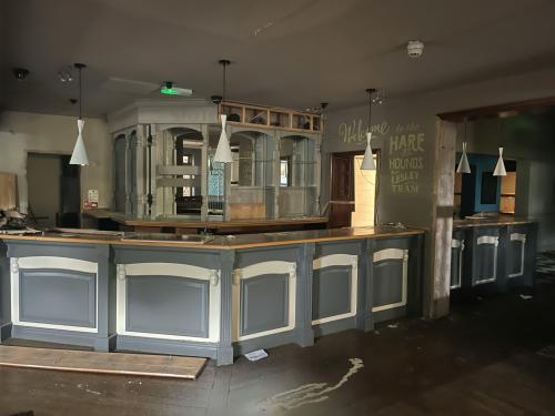 Timperley, Wood Lane, Hare & Hounds, Altrincham, WA15